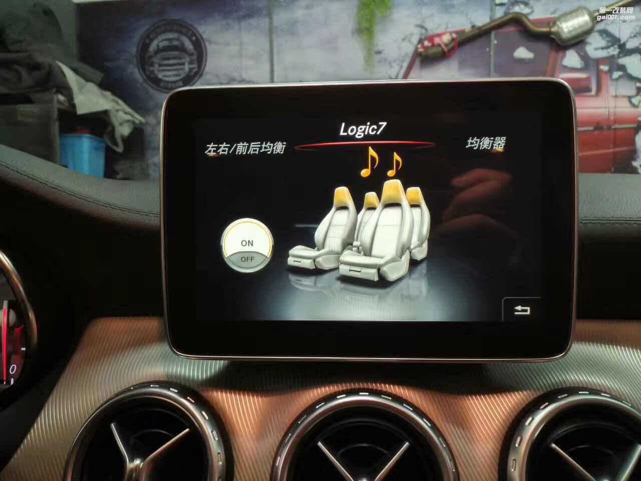 奔馳GLA200，整套哈曼卡頓音響套裝 舒適進(jìn)入 刷carplay