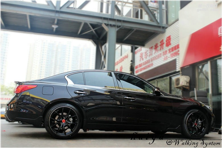 海亞：英菲尼迪Q50 升級(jí) RAYS 57FXX 19寸輕量化輪轂