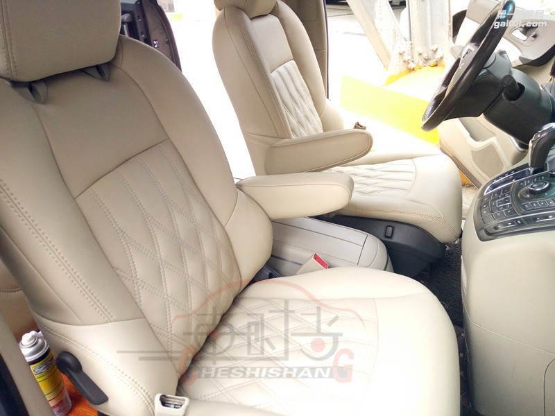別克GL8商務(wù)車內(nèi)飾升級改裝/鄭州座椅改裝包皮