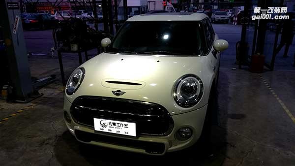 寶馬mini cooperS改裝REMUS排氣及碳纖維冬菇頭進(jìn)氣