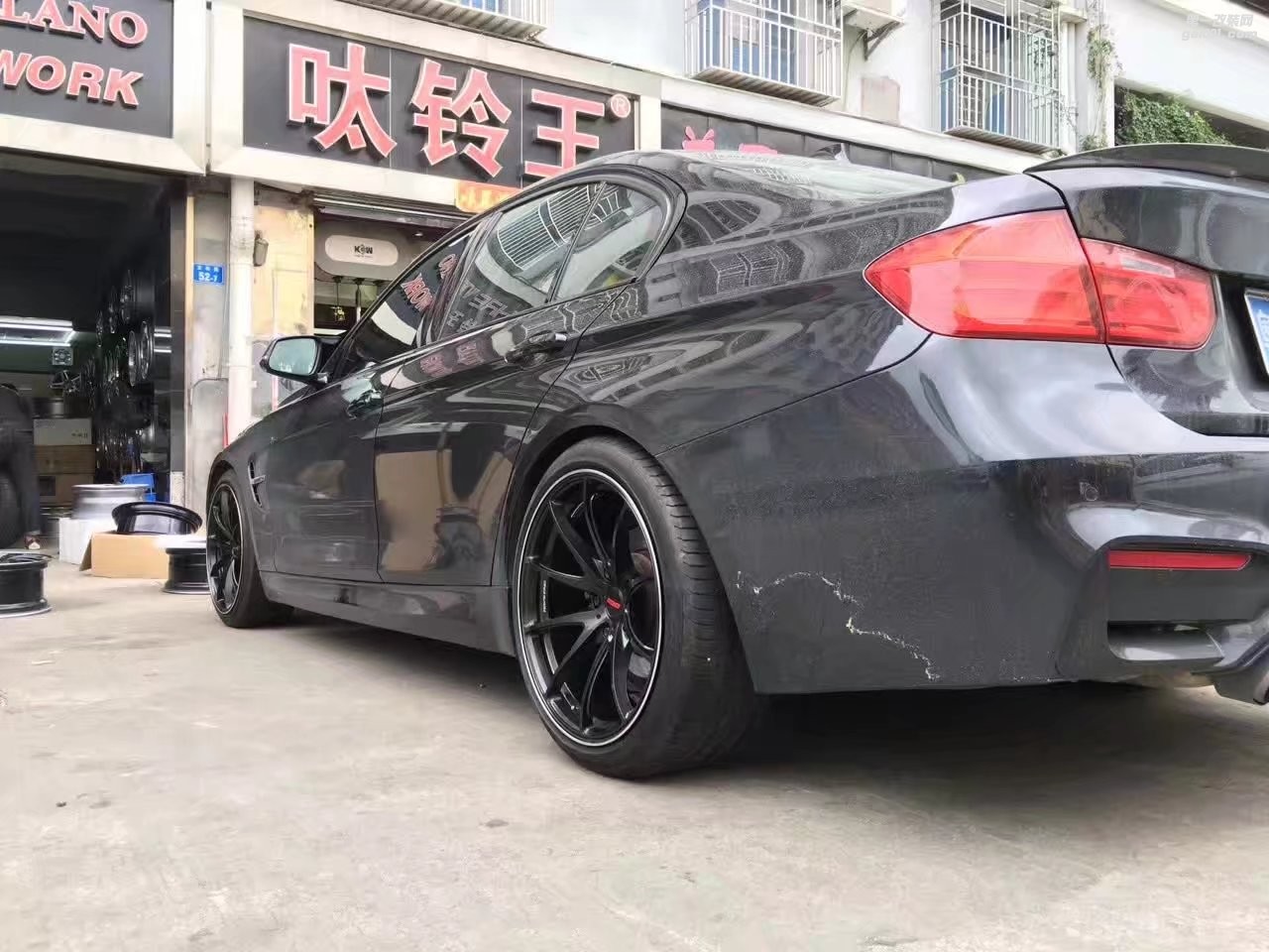 寶馬，換 RAYS  G25  完工！