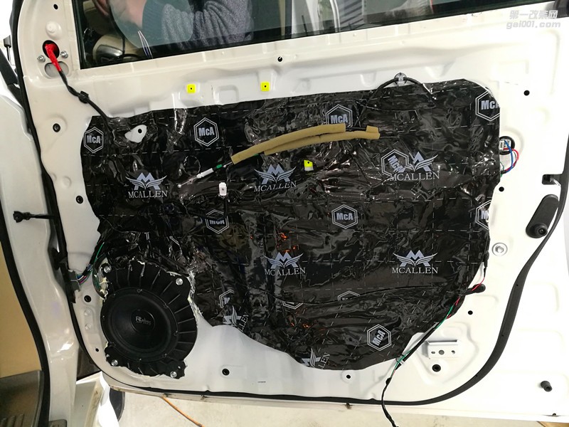 臨沂醇聲典汽車音響改裝，陸地巡洋艦改裝升級雷貝琴汽車音響