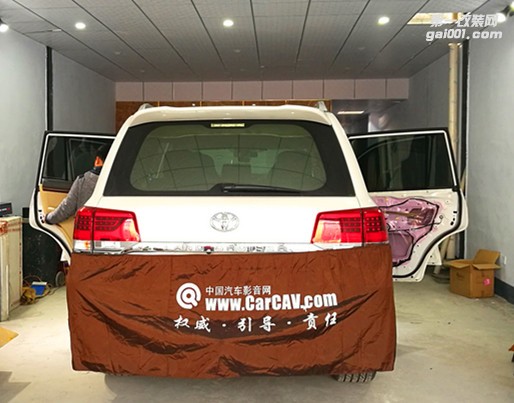 臨沂醇聲典汽車音響改裝，陸地巡洋艦改裝升級雷貝琴汽車音響