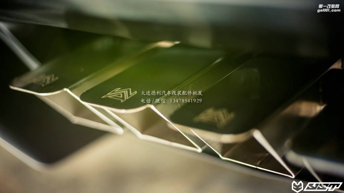 蘭博基尼 LP750-4 SV改裝ARMYTRIX排氣