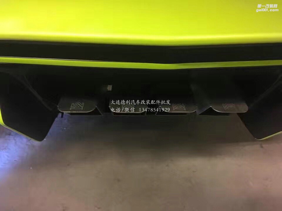 蘭博基尼LP750SV改裝Armytrix排氣