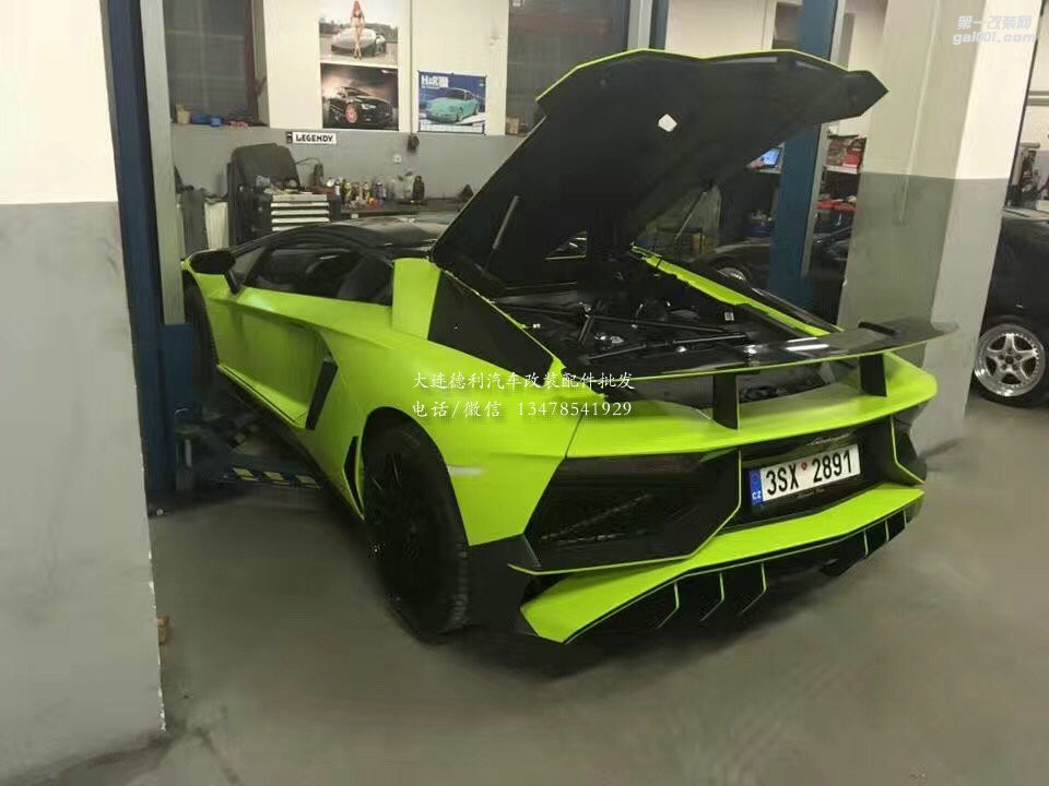 蘭博基尼LP750SV改裝Armytrix排氣