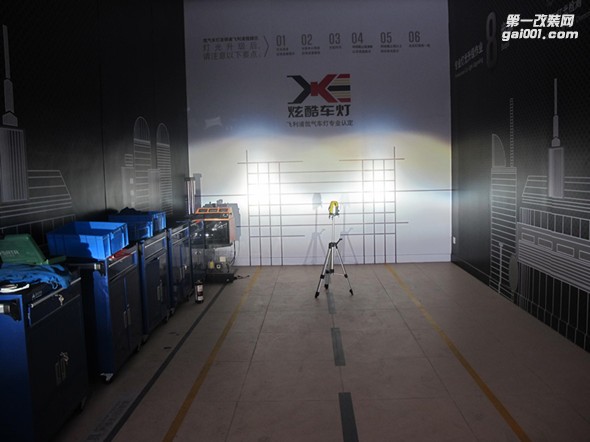 奧迪Q7燈光老化年審不過(guò)怎么辦