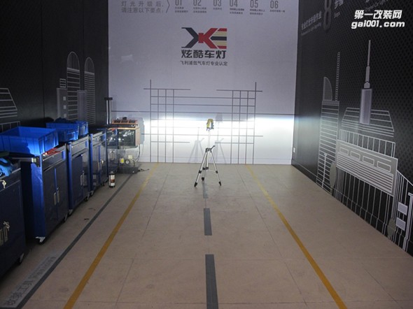 奧迪Q7燈光老化年審不過(guò)怎么辦