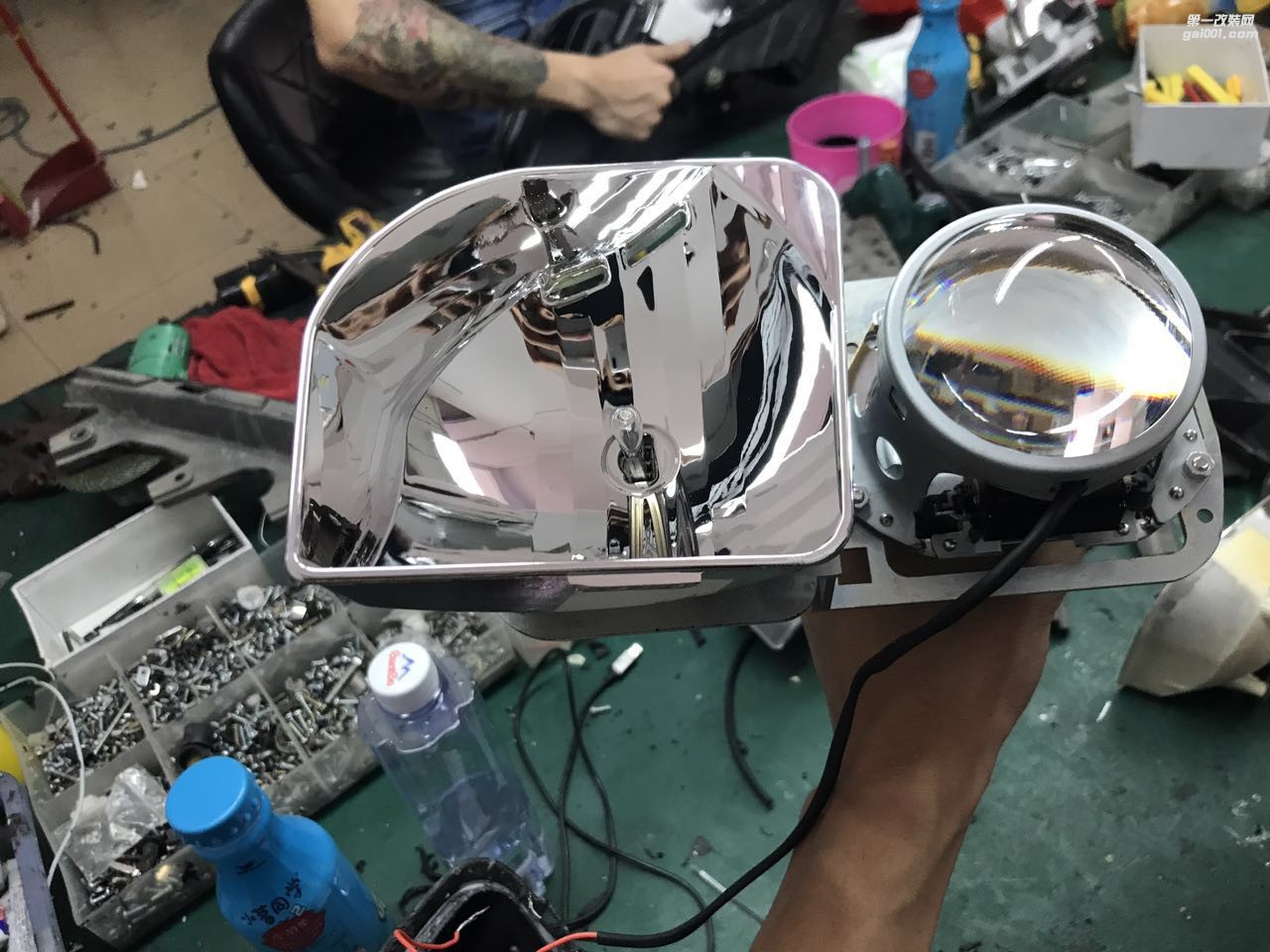 廣州改燈  廣州卡萊姆浦專業(yè)改燈店邁銳寶   改燈 車燈改裝升級：鍍膜5＋5雙光透鏡  氙氣燈套餐  冰藍惡魔眼