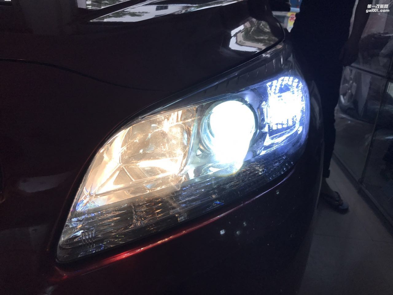 廣州改燈  廣州卡萊姆浦專業(yè)改燈店邁銳寶   改燈 車燈改裝升級：鍍膜5＋5雙光透鏡  氙氣燈套餐  冰藍惡魔眼