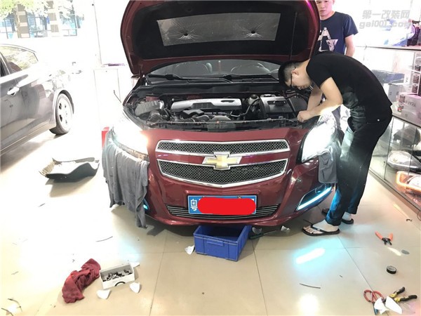 廣州改燈  廣州卡萊姆浦專業(yè)改燈店邁銳寶   改燈 車燈改裝升級：鍍膜5＋5雙光透鏡  氙氣燈套餐  冰藍惡魔眼