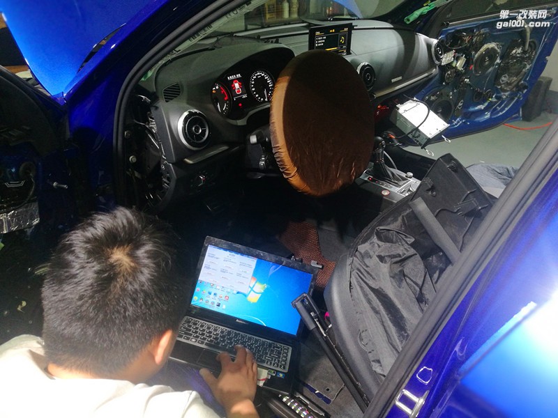 l臨沂汽車音響改裝之奧迪S3音響改裝升級德國伊頓ETON汽車音響