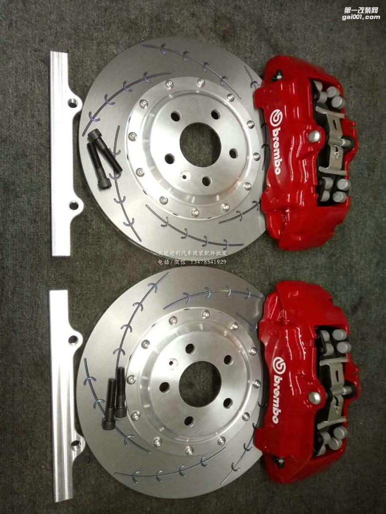 路虎攬勝極光 改裝brembo 前六活塞 配380剎車盤