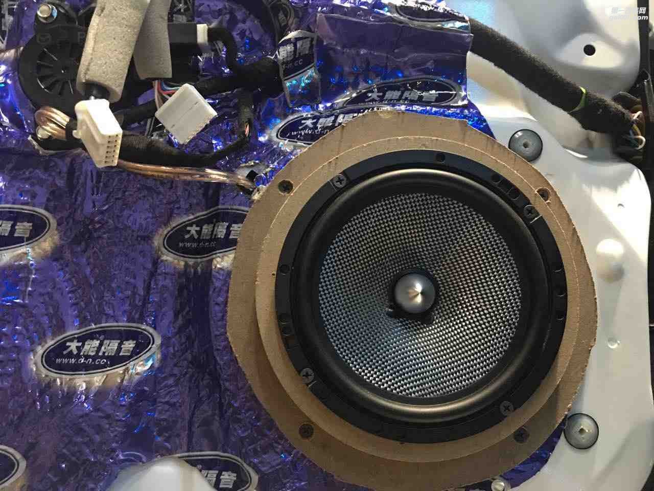 汕頭市星悅汽車音響升級中心-馬自達(dá)CX-4大能4門隔音，升級前聲場勁浪套裝喇叭，后聲場勁浪同軸喇叭勁浪超薄低音炮