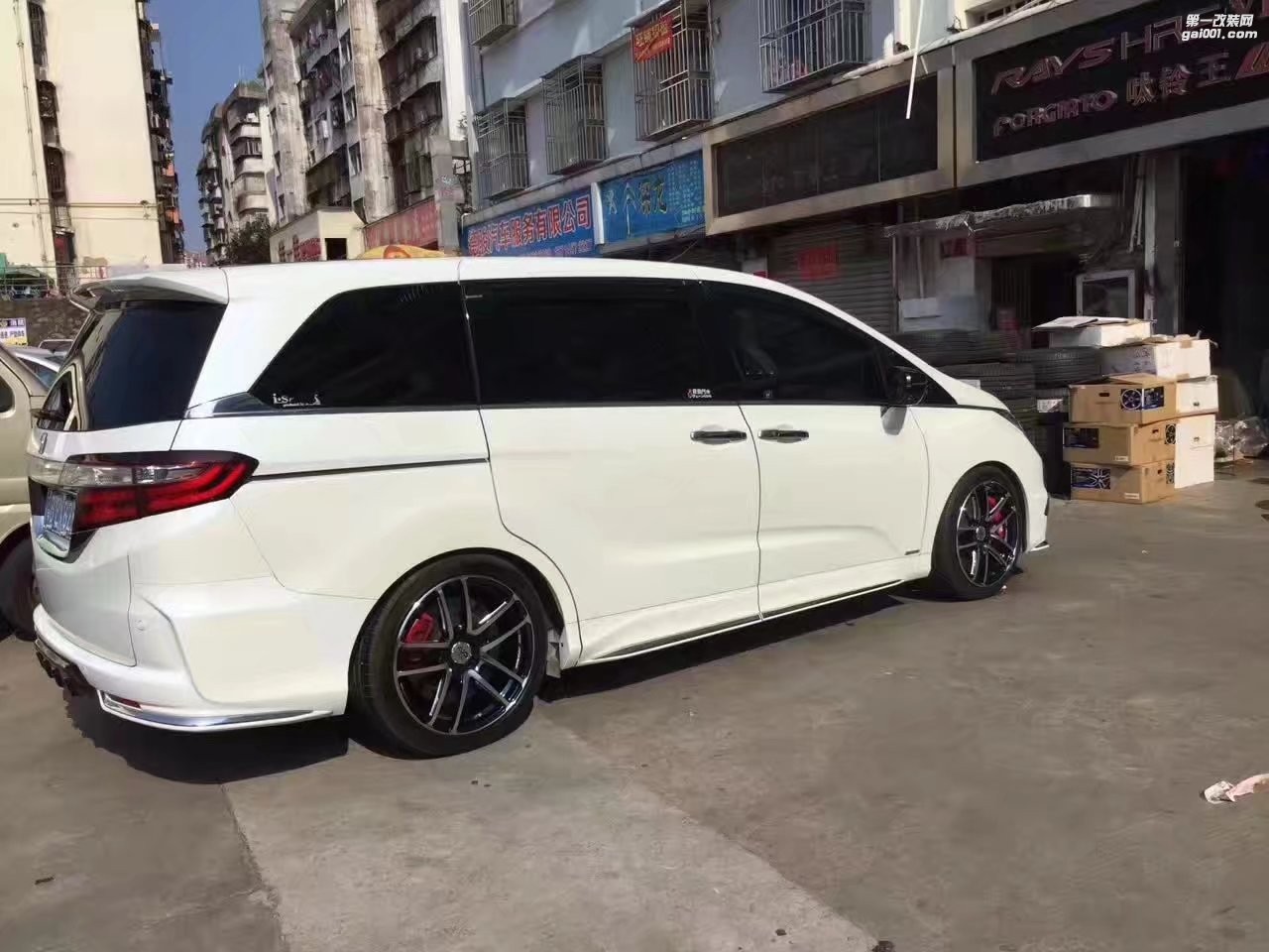 奧德賽 ，裝 ADVAN  F50 19寸，完工！