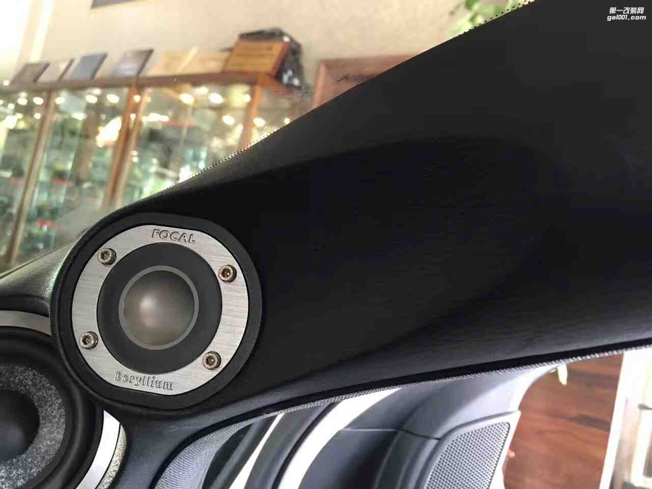 汕頭市星悅汽車音響升級中心?？怂筍T 4門大能隔音，勁浪no7三分頻主動，歐迪臣TH功放，BIT ONE處理器