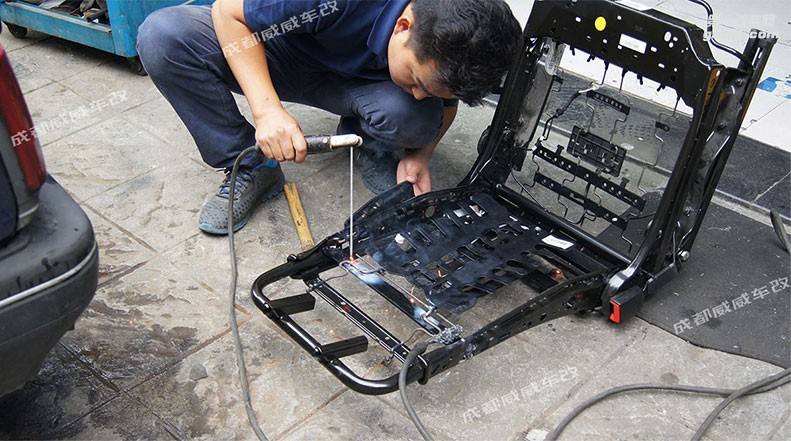 成都威威車改 波羅兩項腰拖改裝案例