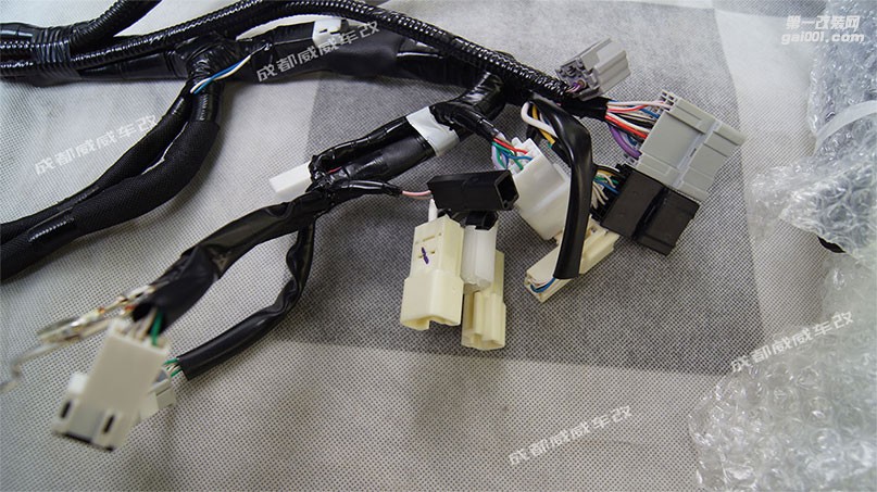 雷克薩斯NX原廠電動(dòng)尾門改裝案例