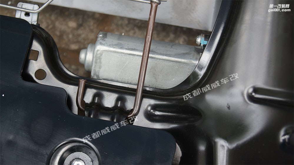路虎正副駕駛電動(dòng)座椅改裝案例