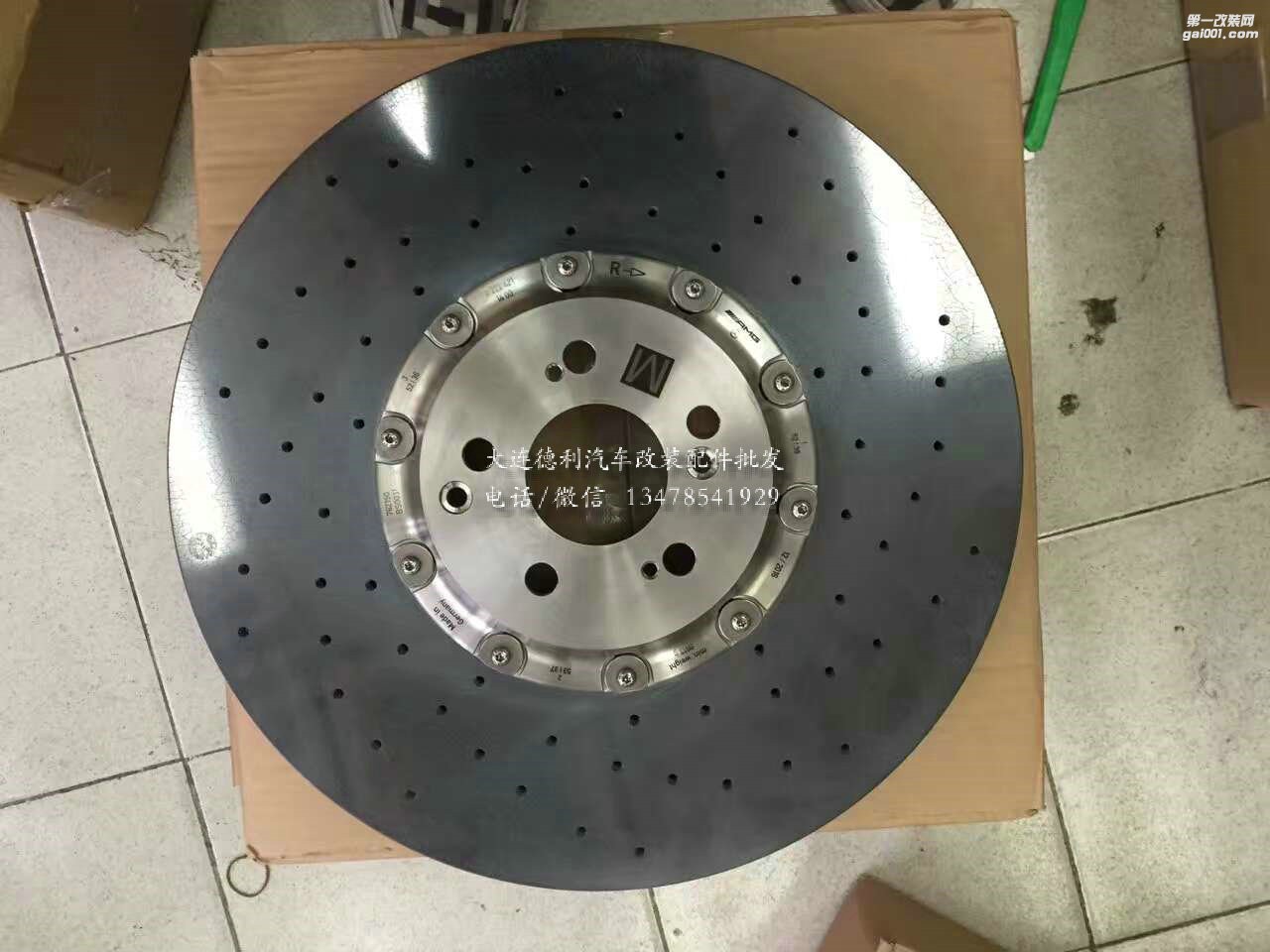 奔馳御用改裝品牌AMG剎車套件