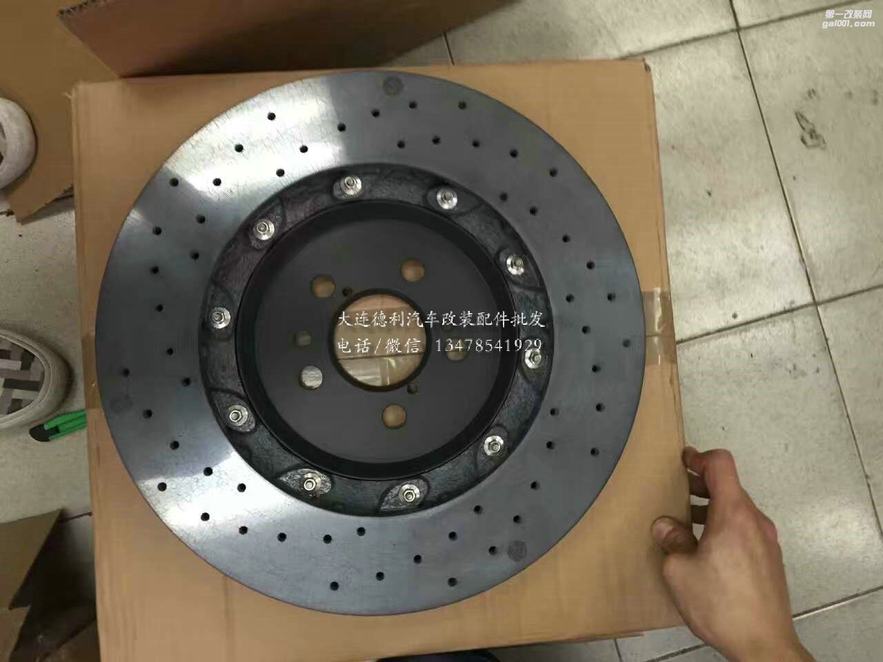 奔馳御用改裝品牌AMG剎車套件