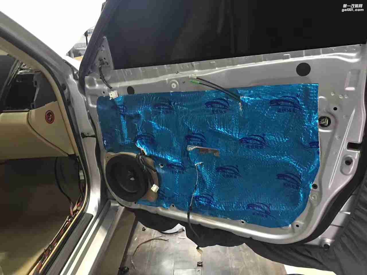 汕頭市星悅汽車音響升級中心銳志升級星悅4門隔音改裝意大利赫茲esk f165兩分頻燕飛力士同軸赫茲hdp4功放