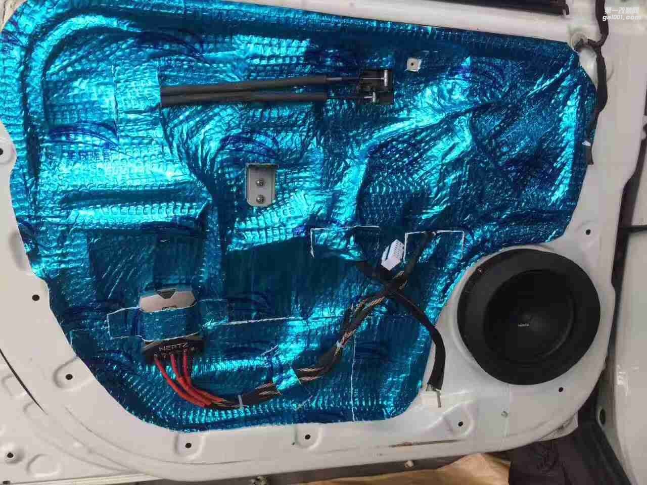 汕頭市星悅汽車音響升級中心銳志升級星悅4門隔音改裝意大利赫茲esk f165兩分頻燕飛力士同軸赫茲hdp4功放