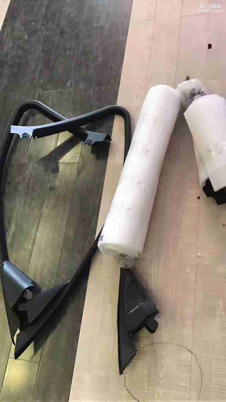 汕頭星悅汽車音響升級(jí)中心寶馬320改裝無鑰匙舒適進(jìn)入MBQ 套裝喇叭勁浪喇叭超低音炮德國(guó)麥?zhǔn)薖P62音頻處理器