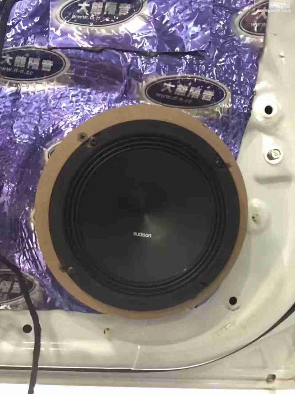 汕頭市星悅汽車音響升級中心奧德賽升級4門大能隔音+后備箱隔音，改裝歐迪臣喇叭