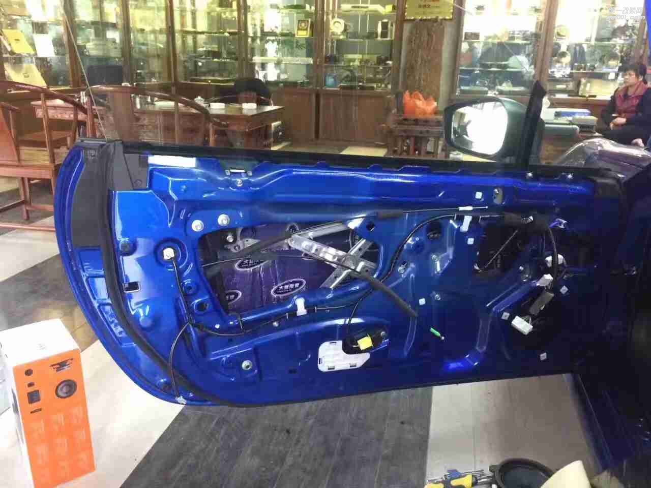 汕頭市星悅汽車音響有限公司跑車斯巴魯BRZ未上牌升級(jí)大能隔音，音響改裝汽車音響