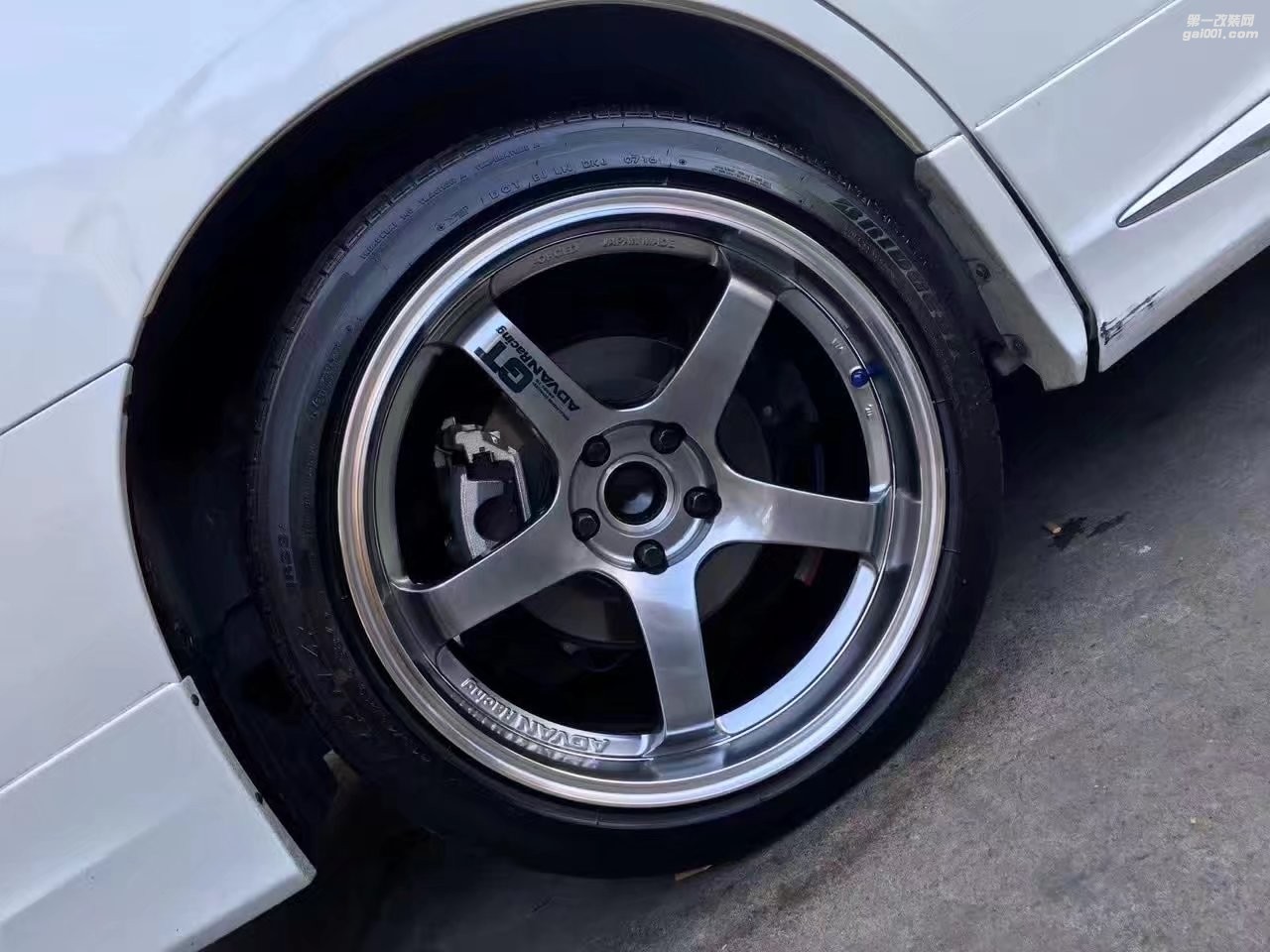 埃爾法，換 ADVAN GT 全新 完工。