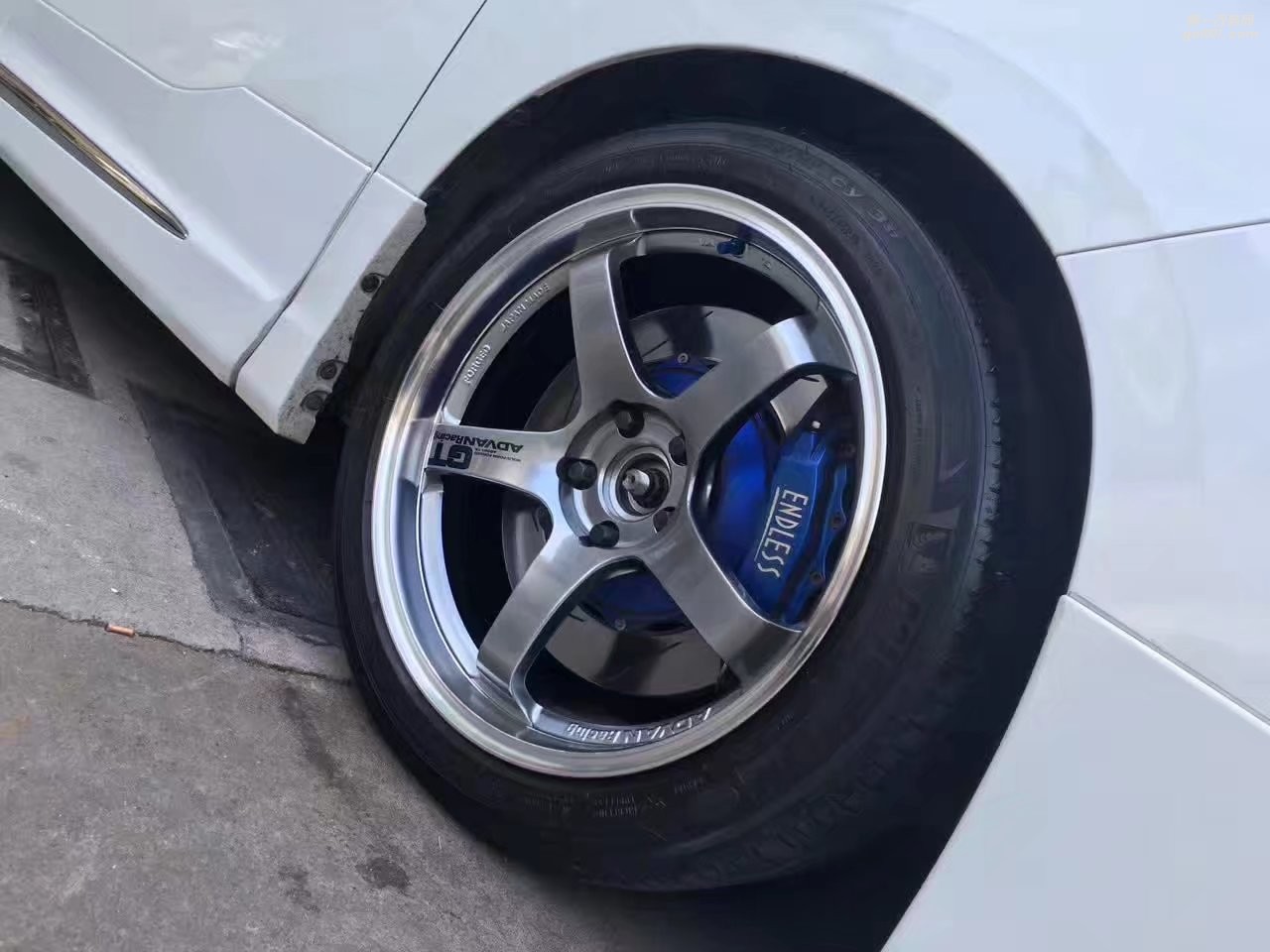 埃爾法，換 ADVAN GT 全新 完工。