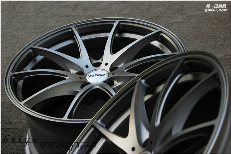 海亞：RAYS G25 LIMITED EDITION 限量版PA色 19寸 Q50G37銳志皇冠等