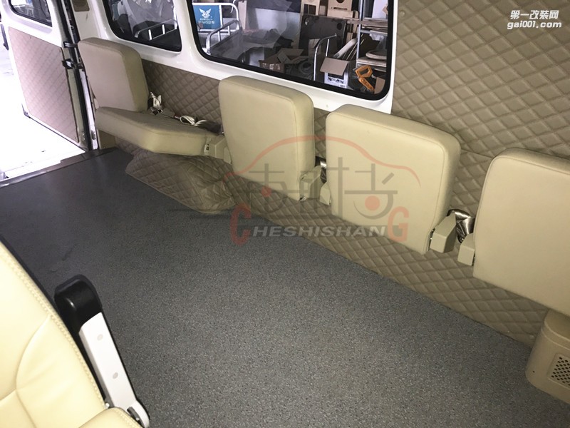 福特全順內(nèi)飾改裝/鄭州汽車內(nèi)飾改裝