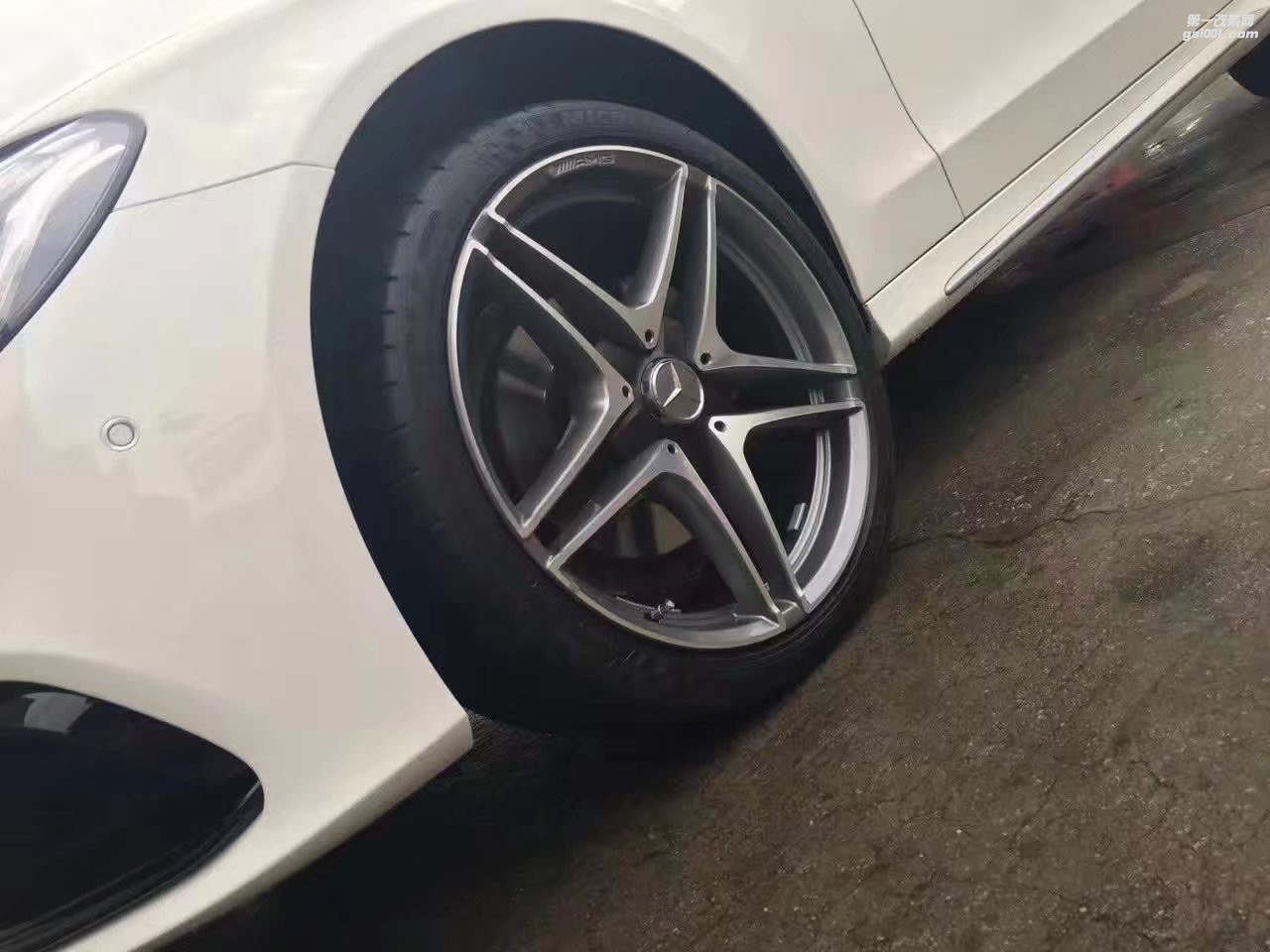 奔馳，換 C63 原裝 19寸 完工！