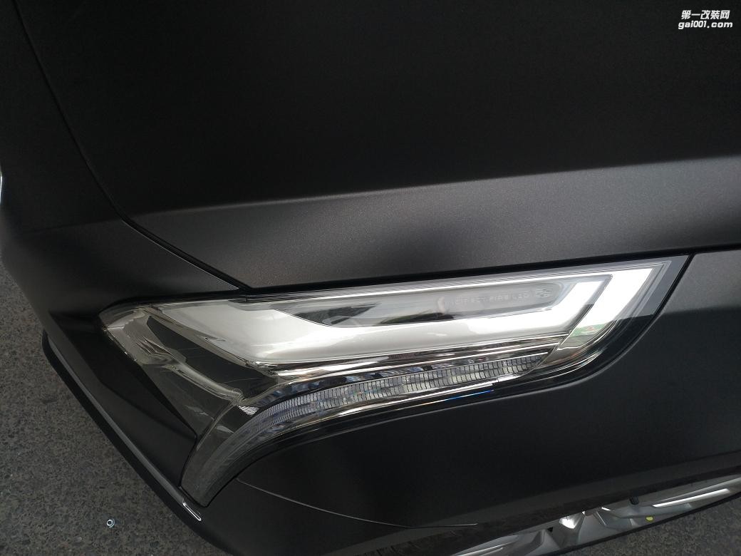 凱迪拉克ct6全車電光黑