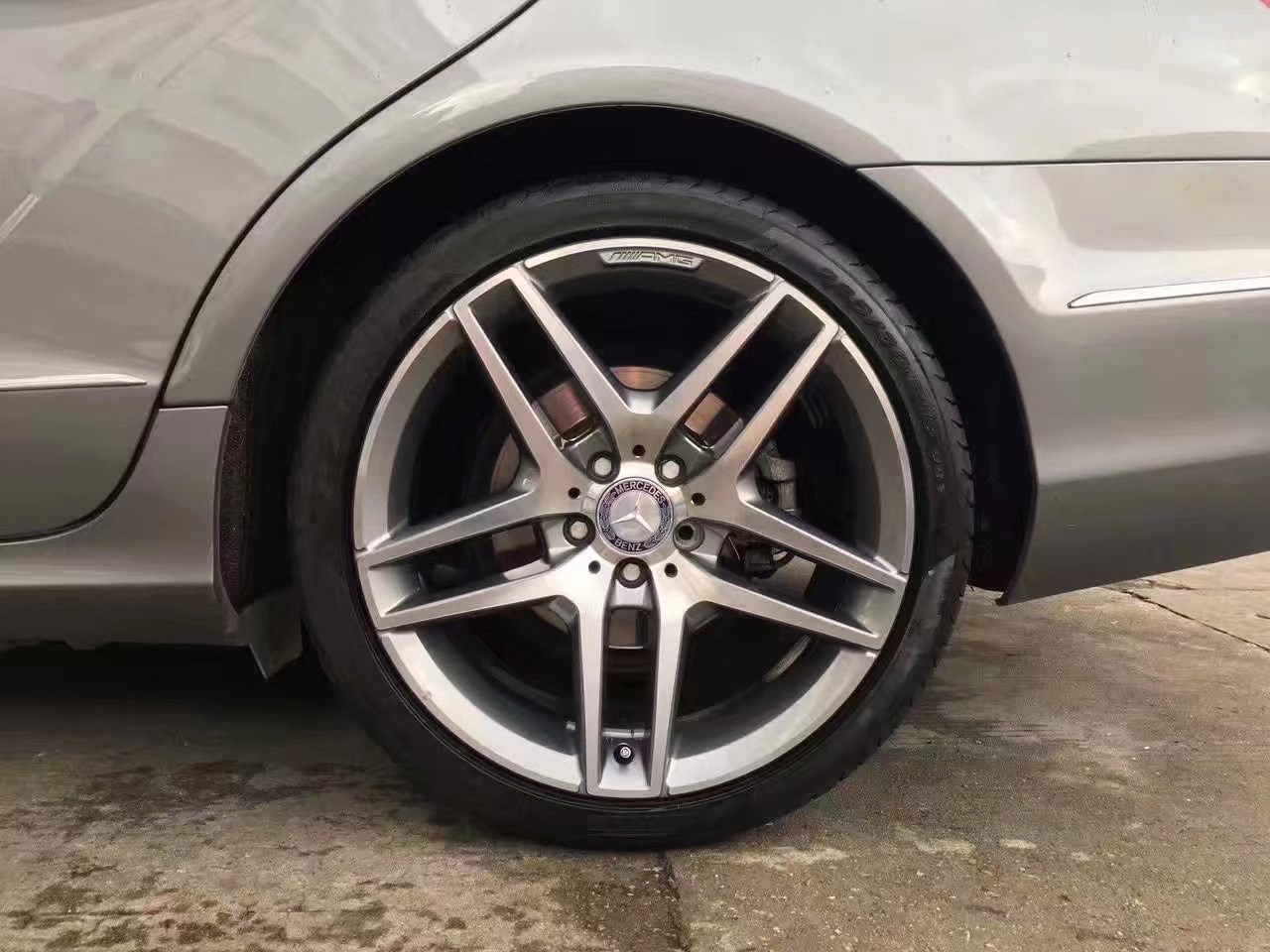 奔馳，換 原裝 19寸 AMG 完工！