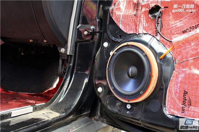 武漢哈弗H5改裝伊頓汽車音響 全車俄羅斯Autofun隔音降噪