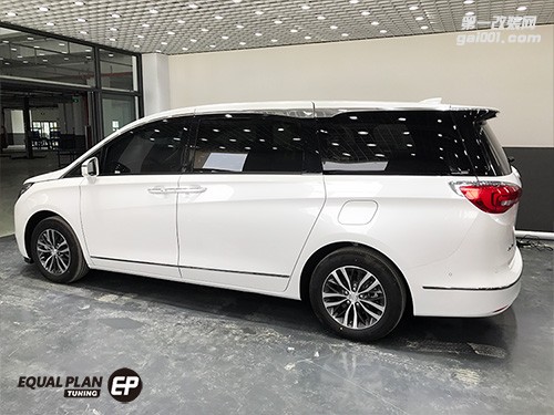 Buick 別克 GL8開貼OViiO透明膜
