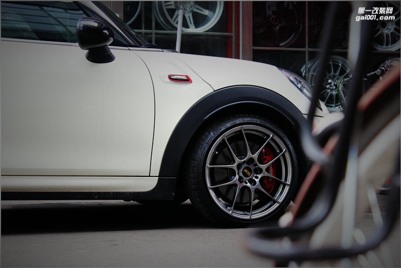 海亞： MINI JCW 56  BBS   RF516  18