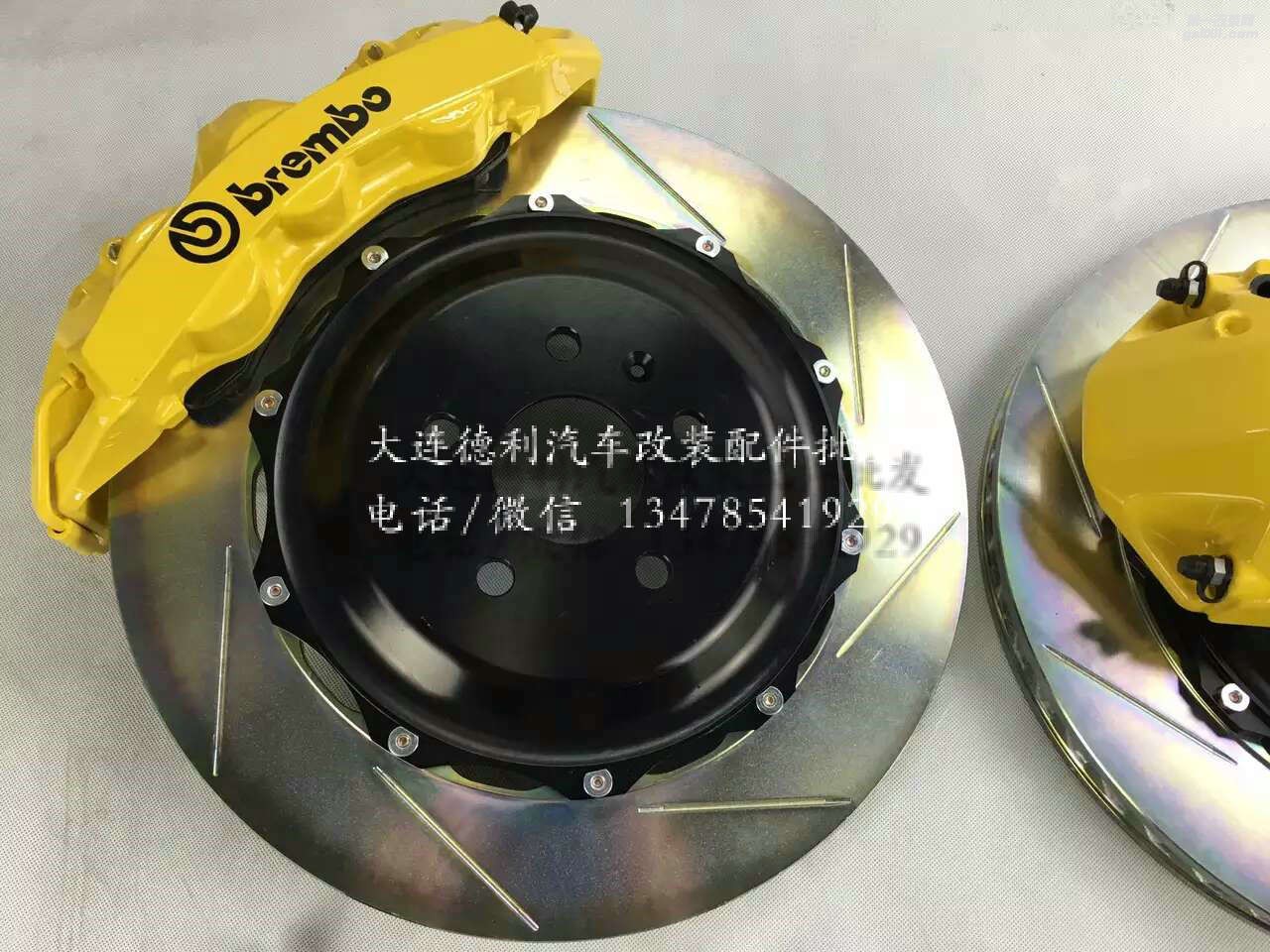 布雷博鮑魚(yú)GT剎車黃色藍(lán)色現(xiàn)貨供應(yīng)