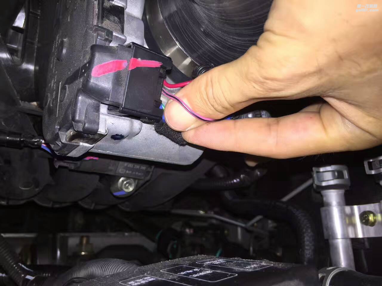 菱智M5 汽車(chē)進(jìn)氣配件 提升動(dòng)力改裝 鍵程離心式電動(dòng)渦輪增壓器LX3971案例