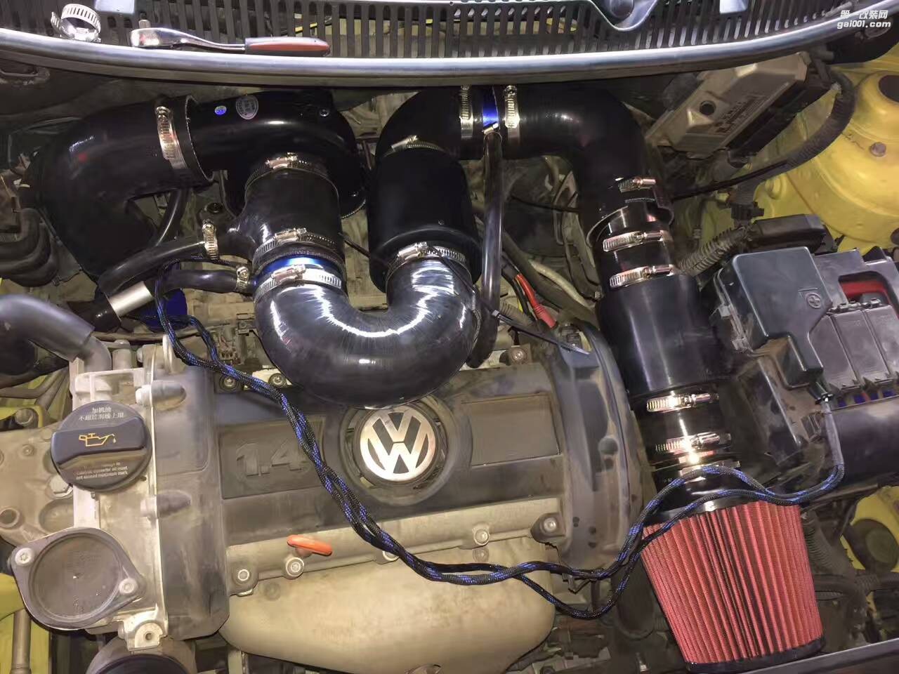 大眾POLO 汽車(chē)進(jìn)氣配件 提升動(dòng)力改裝 鍵程離心式電動(dòng)渦輪增壓器LX3971案例