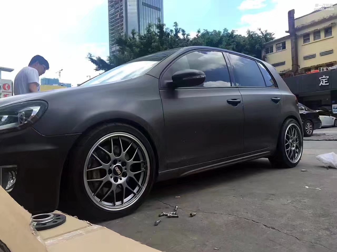 大眾，換 BBS RGR 18寸 完工！