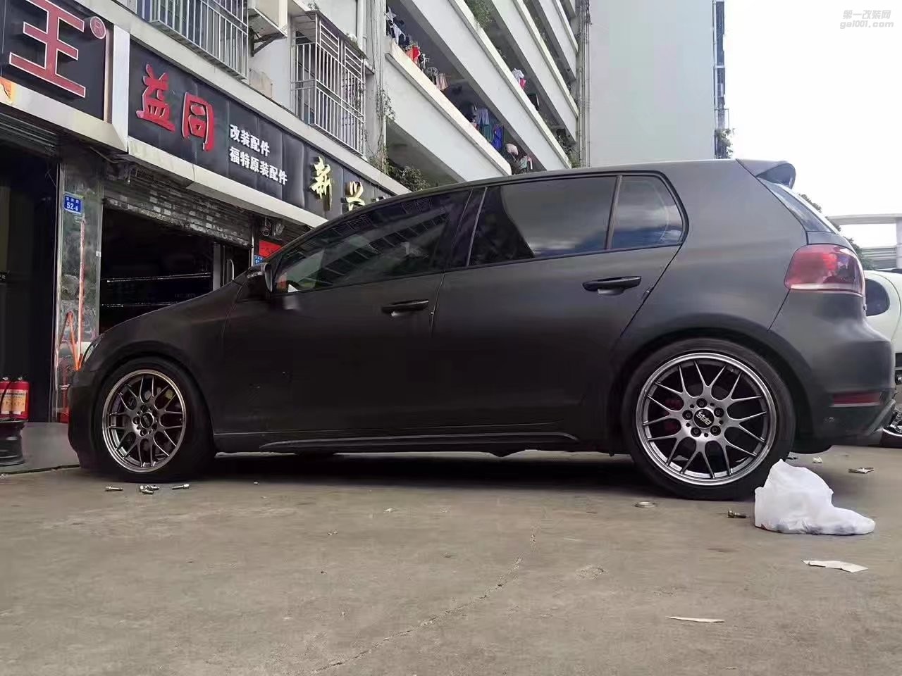 大眾，換 BBS RGR 18寸 完工！
