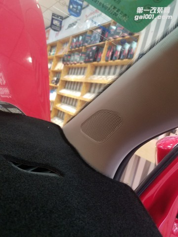 濟(jì)寧市鄒城大班汽車音響改裝大眾POLO升級DSP4.1音響系統(tǒng)