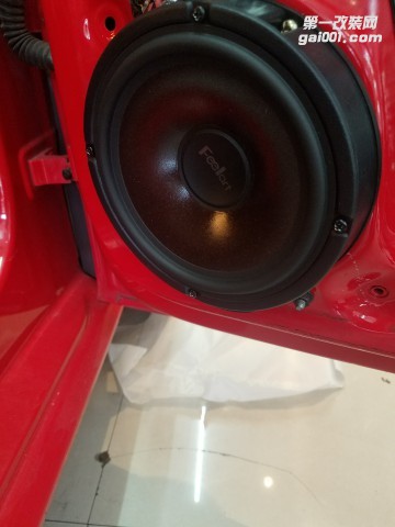 濟(jì)寧市鄒城大班汽車音響改裝大眾POLO升級DSP4.1音響系統(tǒng)