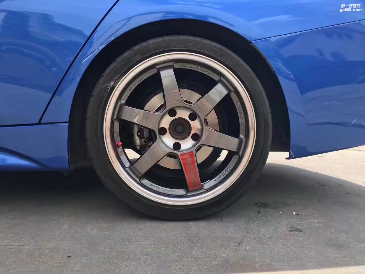 寶馬， 換 RAYS  TE37  完工！