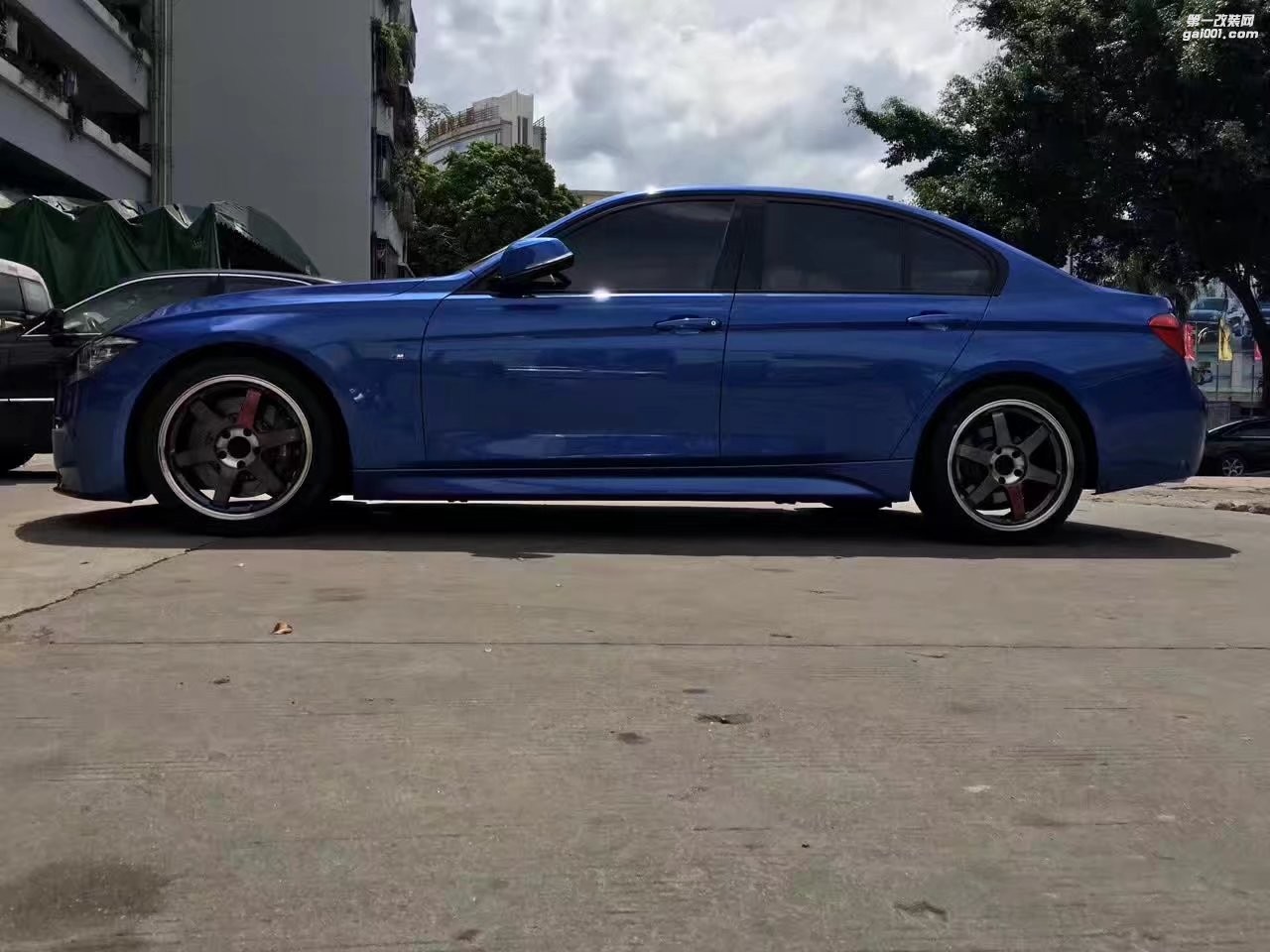 寶馬， 換 RAYS  TE37  完工！