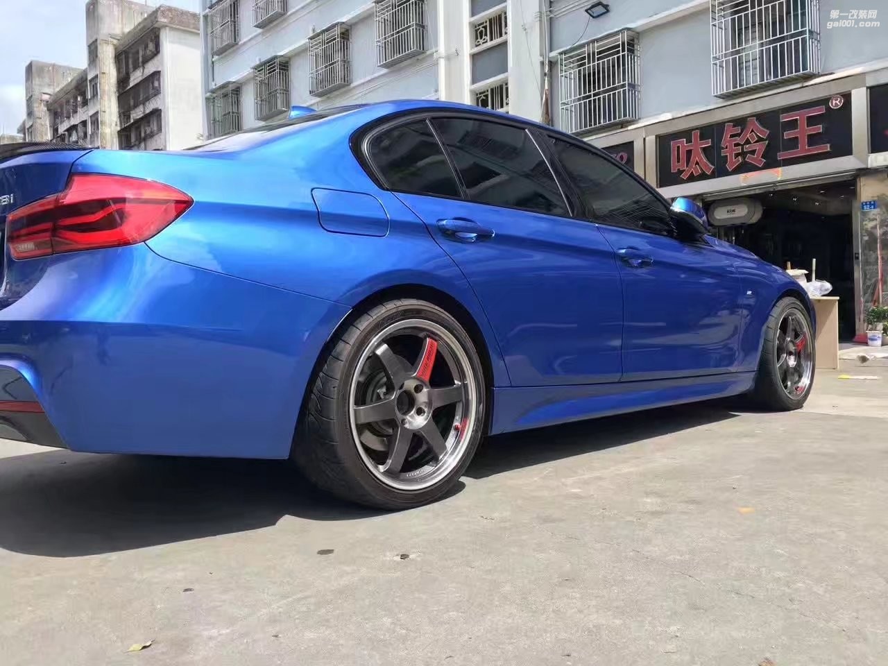 寶馬， 換 RAYS  TE37  完工！